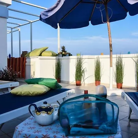 La Terrazza Di Alcino Apartmán